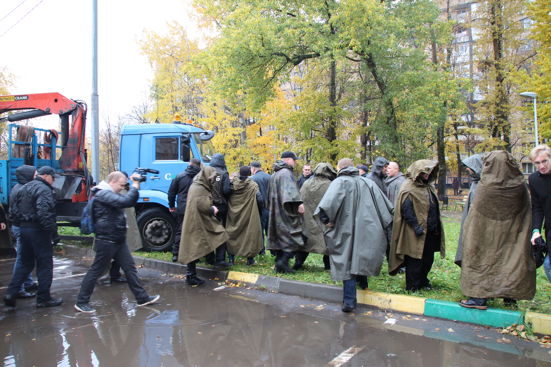 ФСРБ. В Дмитровске проезжали военные. Московский твориться