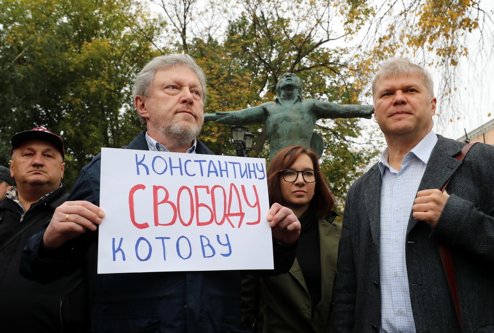 yavlinsky-kotov.jpg