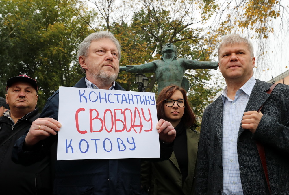 yavlinsky-kotov.jpg